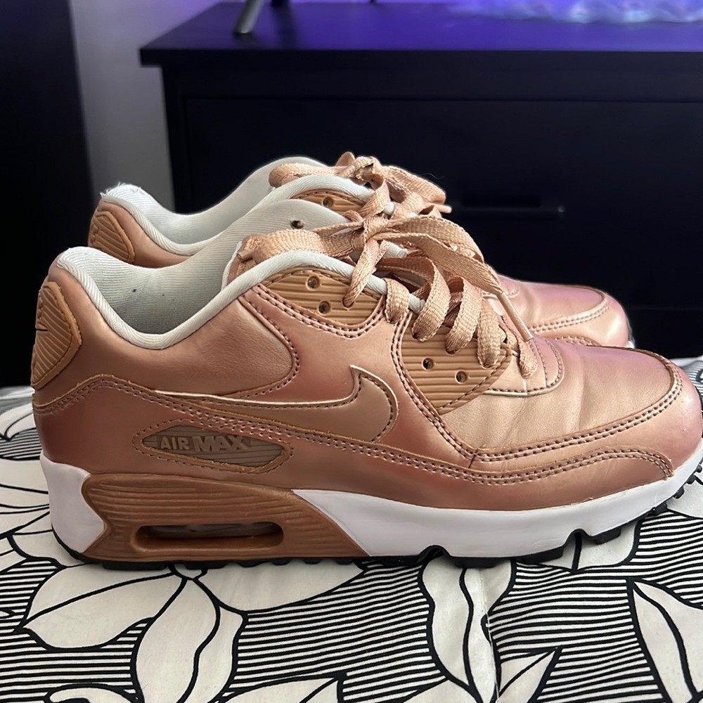 Nike Air Max Rose Gold